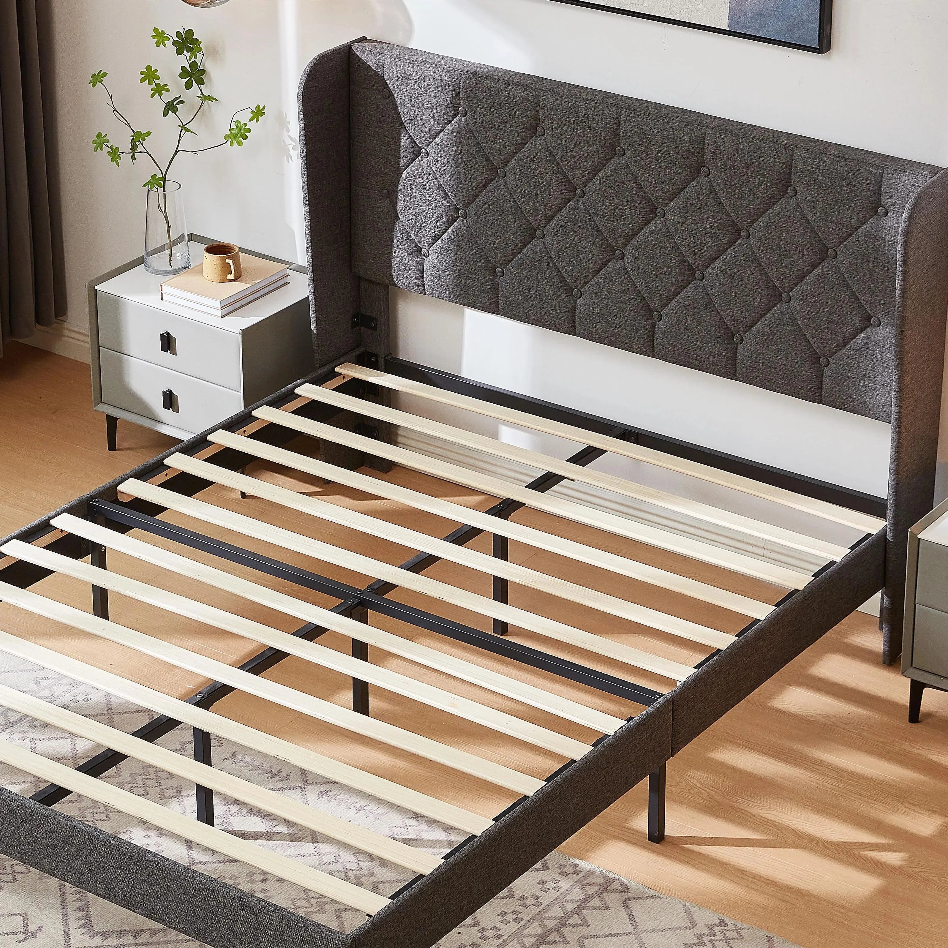 A Comprehensive Guide to Choosing the Perfect Bed Frame – LINSY LIVING